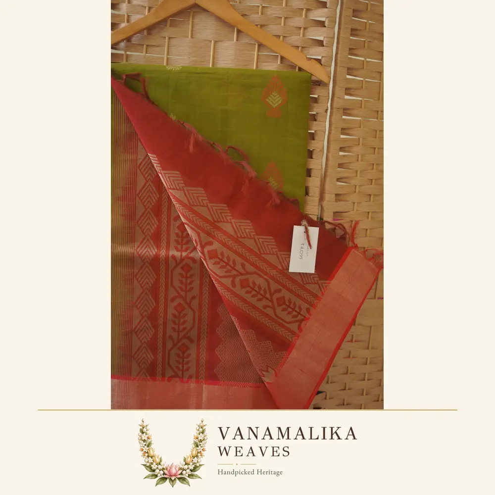 Stylised Leaf Motif Negamam Handloom Cotton Saree — Olive Green — view 2