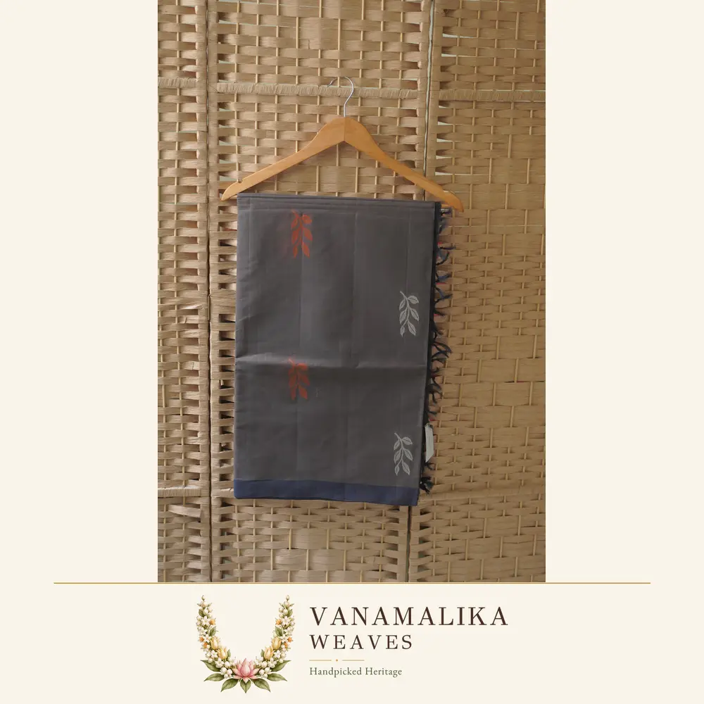 Leaf Sprig Motif Negamam Handloom Cotton Saree — Charcoal Grey