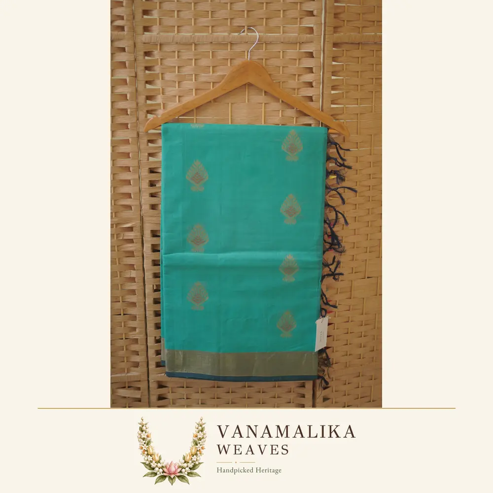 Stylised Leaf Motif Negamam Handloom Cotton Saree — Aqua Blue