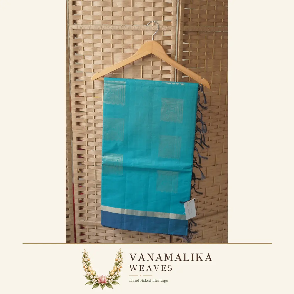 Half-Framed Annapakshi Motif Negamam Handloom Cotton Saree — Turquoise — view 3