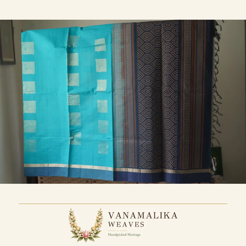 Half-Framed Annapakshi Motif Negamam Handloom Cotton Saree — Turquoise