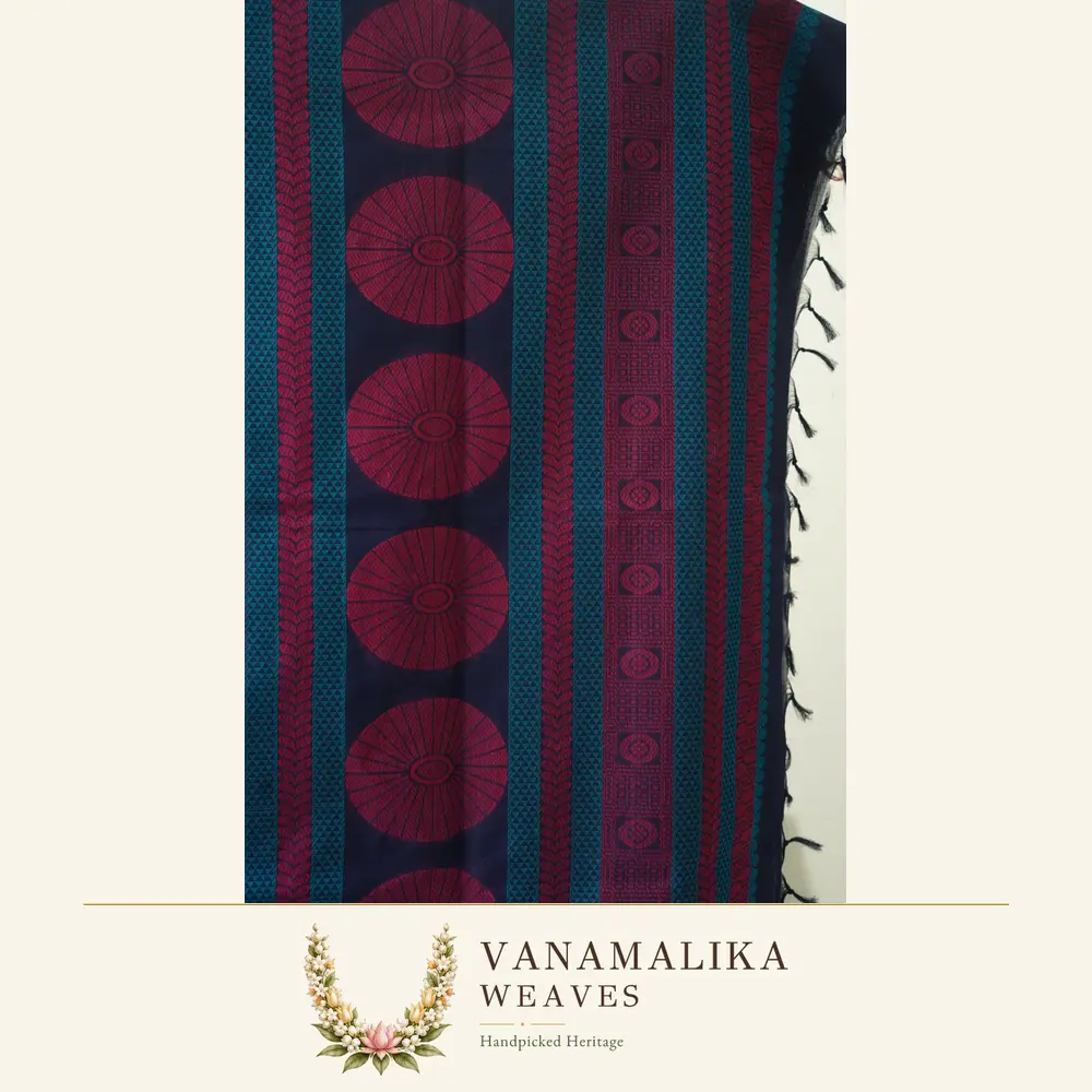 Alternating Chakra Butta Negamam Handloom Cotton Saree — Navy Blue — view 2